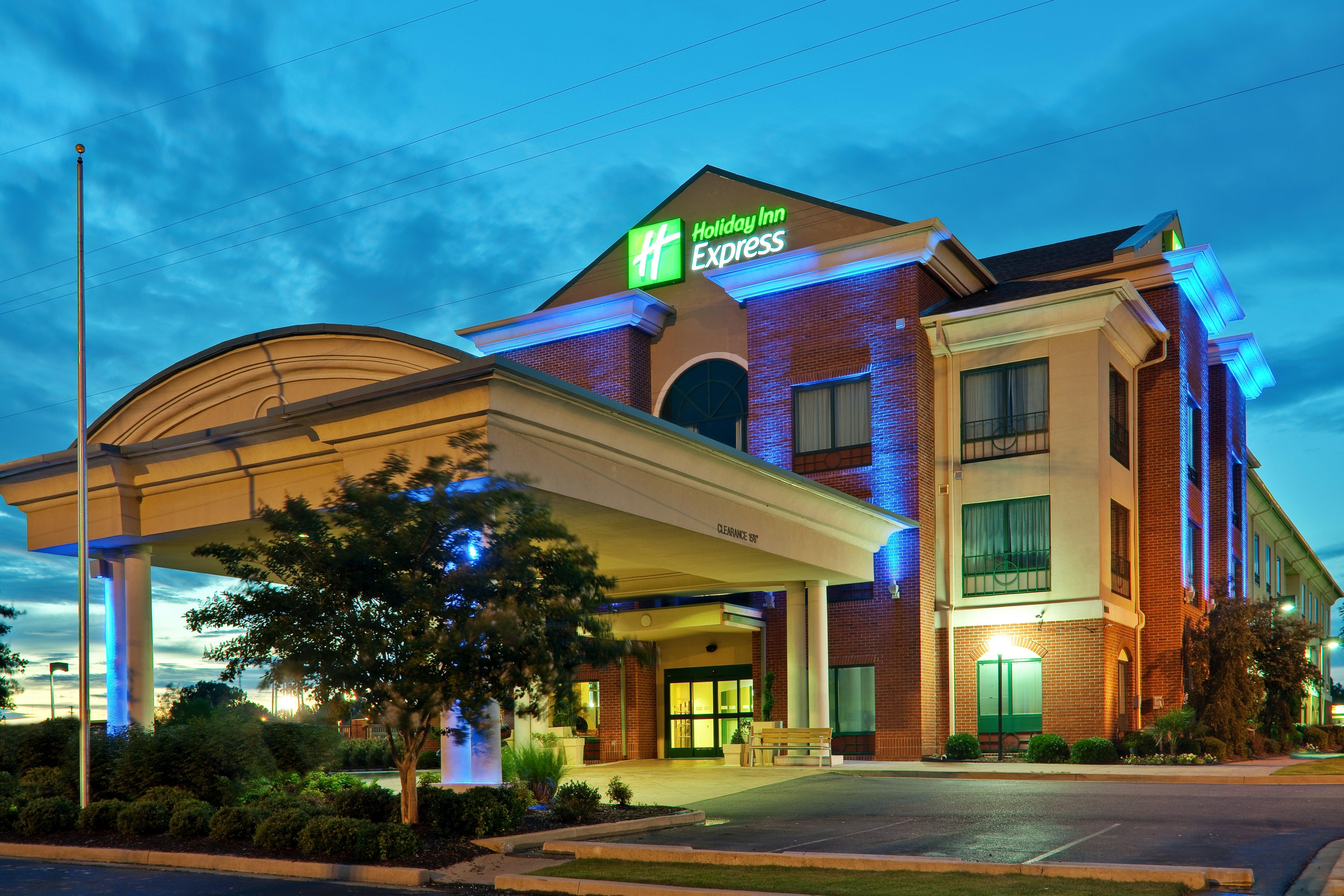 Holiday Inn Express Hotel & Suites Olive Branch By Ihg Bagian luar foto
